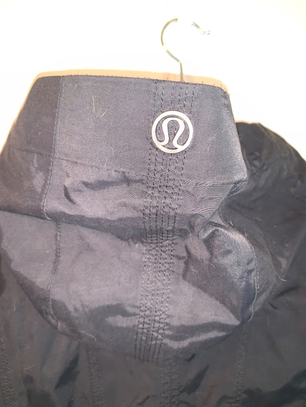 Lululemon Black Raid Jacket 8 - Picture 6 of 12